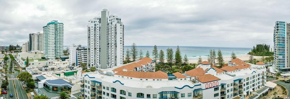 Beachcomber International Resort Coolangatta Exterior photo